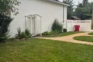 429 Columbia St, Leetonia, OH 44431 - Photo 4