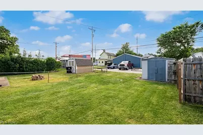 1421 Central Avenue, Zanesville, OH 43701 - Photo 8