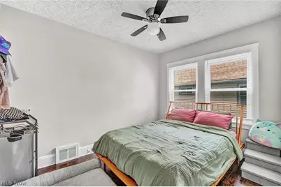 2203 Bunts Road, Oakwood, OH 44107 - Photo 12