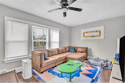 2203 Bunts Road, Oakwood, OH 44107 - Photo 4