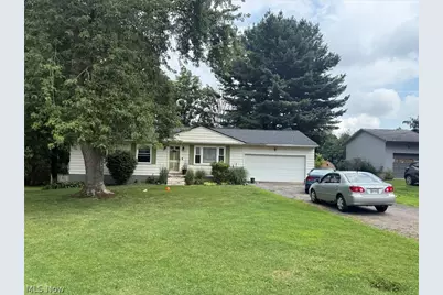 2847 Carillon Drive, Norton, OH 44203 - Photo 2