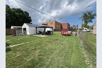 1891 E 33rd Street, Lorain, OH 44055 - Photo 32