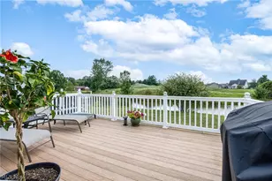 824 Robinson Dr, LaGrange, OH 44050 - Photo 4