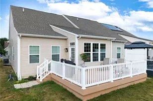 824 Robinson Dr, LaGrange, OH 44050 - Photo 4