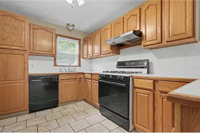 1761 Marks Avenue, Akron, OH 44305 - Photo 22