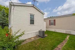45 Flamingo Ave, Amherst, OH 44001 - Photo 28