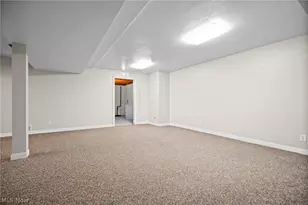 506 Letchworth Dr, Akron, OH 44303 - Photo 36