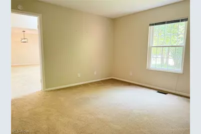 5830 Ridgeview Lane, Willoughby, OH 44094 - Photo 10