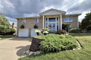 136 Tera Manor, Wintersville, OH 43953 - Photo 2