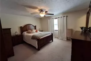 136 Tera Manor, Wintersville, OH 43953 - Photo 18