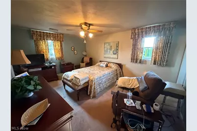 49261 S Park Circle, East Liverpool, OH 43920 - Photo 14