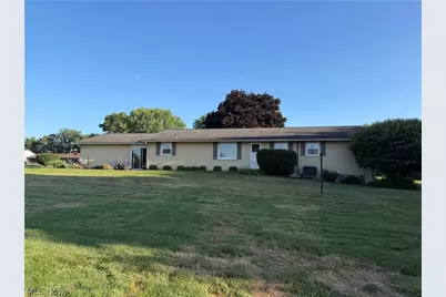 49261 S Park Circle, East Liverpool, OH 43920 - Photo 6