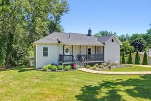 4185 Lake Vista Rd, Akron, OH 44319 - Photo 4