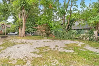 2408 Castle Avenue, Loveland, OH 44113 - Photo 24
