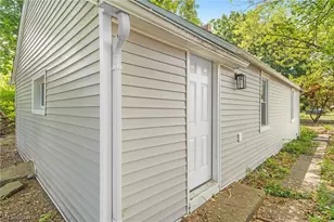 2408 Castle Ave, Loveland, OH 44113 - Photo 28
