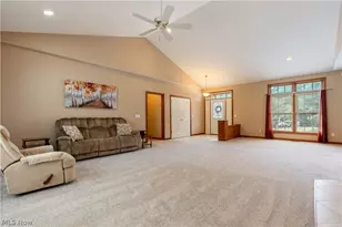 8025 Killeen St NW, Massillon, OH 44646 - Photo 6
