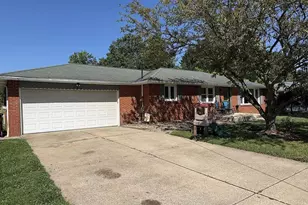 893 Dresden Dr, Mansfield, OH 44905 - Photo 4