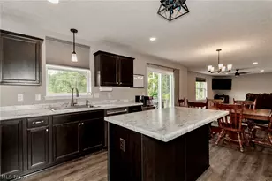 8860 Williams Rd, Chardon, OH 44024 - Photo 8