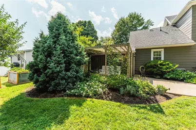 347 Bahlor St SW, Sugarcreek, OH 44681 - Photo 42