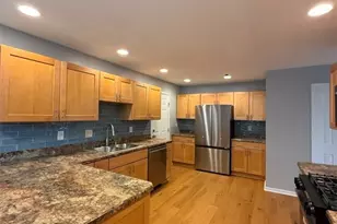 118 Locust St, Oberlin, OH 44074 - Photo 2