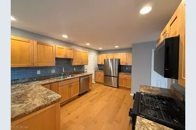 118 Locust Street, Oberlin, OH 44074 - Photo 8