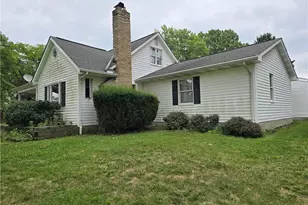 1472 Northeast Ave, Tallmadge, OH 44278 - Photo 2