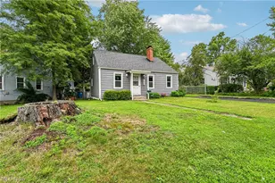 37531 Willow Dr, Eastlake, OH 44095 - Photo 2