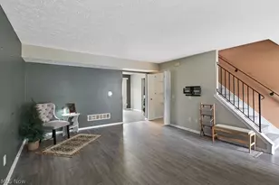 820 Doty Dr, Wadsworth, OH 44281 - Photo 4