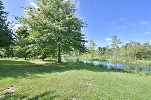 558 Mountain Lion Dr, LaGrange, OH 44050 - Photo 34
