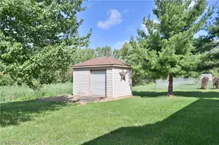 558 Mountain Lion Dr, LaGrange, OH 44050 - Photo 30