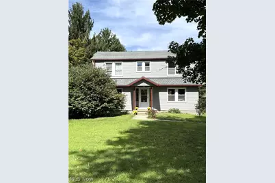10990 Mayfield Road, Chardon, OH 44024 - Photo 1