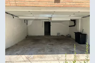 17914 Chagrin Boulevard, Huber Heights, OH 44122 - Photo 38