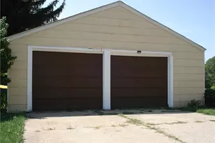 852 S Broadway, Geneva, OH 44041 - Photo 4