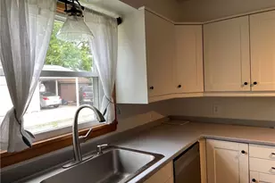 917 Kaderly St NW, New Philadelphia, OH 44663 - Photo 14