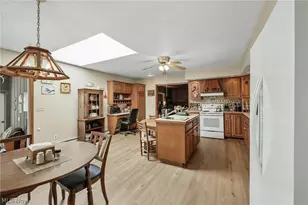 11843 Taylor Wells Rd, Chardon, OH 44024 - Photo 6