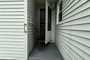 440 Center St, Newcomerstown, OH 43832 - Photo 4