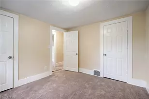 1152 Manning Ave, Akron, OH 44307 - Photo 20