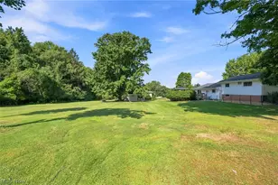 18082 Kenston Lake Dr, Chagrin Falls, OH 44023 - Photo 24