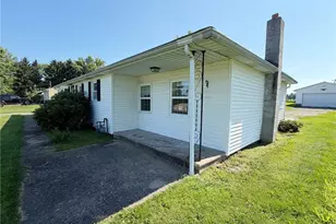 4284 Swallen Ave, Louisville, OH 44641 - Photo 4
