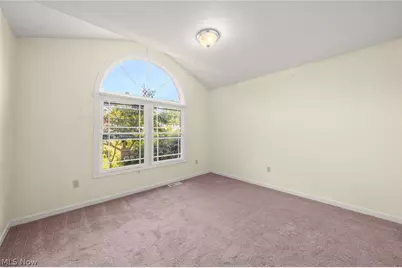 6031 Woodcrest Avenue NE, Canton, OH 44721 - Photo 14