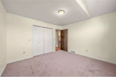 6031 Woodcrest Avenue NE, Canton, OH 44721 - Photo 16