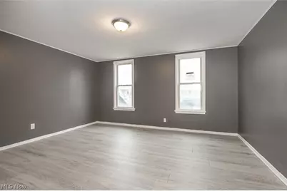 5817 Prosser Avenue, Loveland, OH 44103 - Photo 4