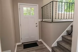1291 Winhurst Dr, Akron, OH 44313 - Photo 2