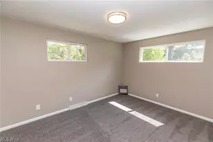 1291 Winhurst Dr, Akron, OH 44313 - Photo 16