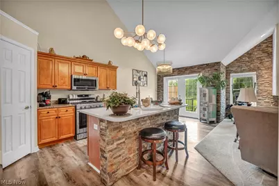 309 Lake Breeze Cove, Eastlake, OH 44095 - Photo 22