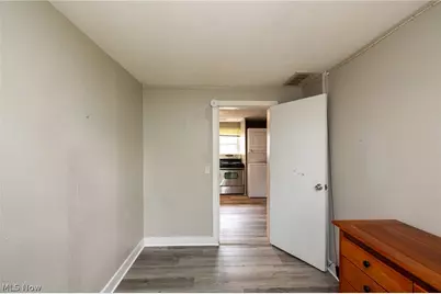 796 Lindsay Avenue, Akron, OH 44306 - Photo 14