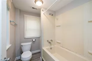 796 Lindsay Ave, Akron, OH 44306 - Photo 18