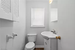 523 Washington St, Martins Ferry, OH 43935 - Photo 14