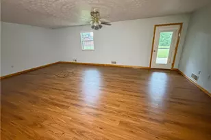 46567 Winston Dr, East Liverpool, OH 43920 - Photo 14