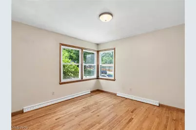 335 E Huston Street, Barberton, OH 44203 - Photo 10
